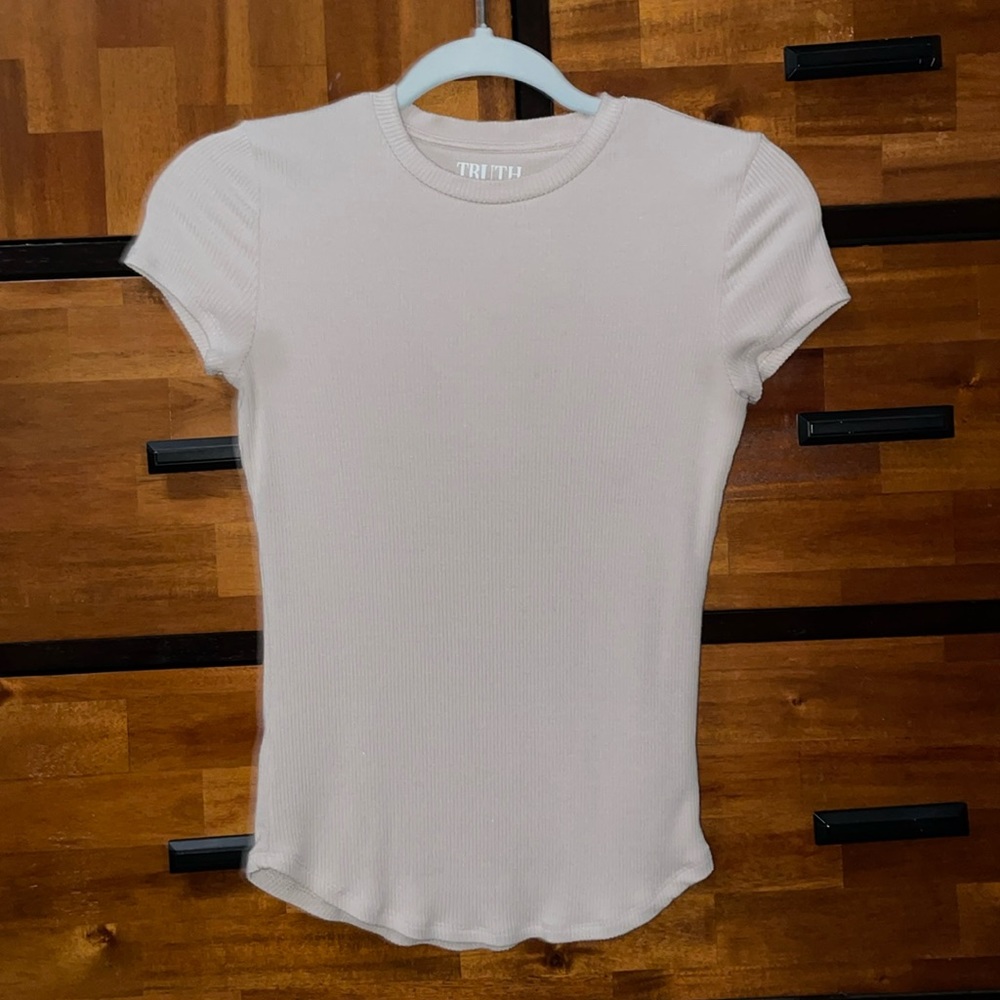 Short sleeve slim fit shirt